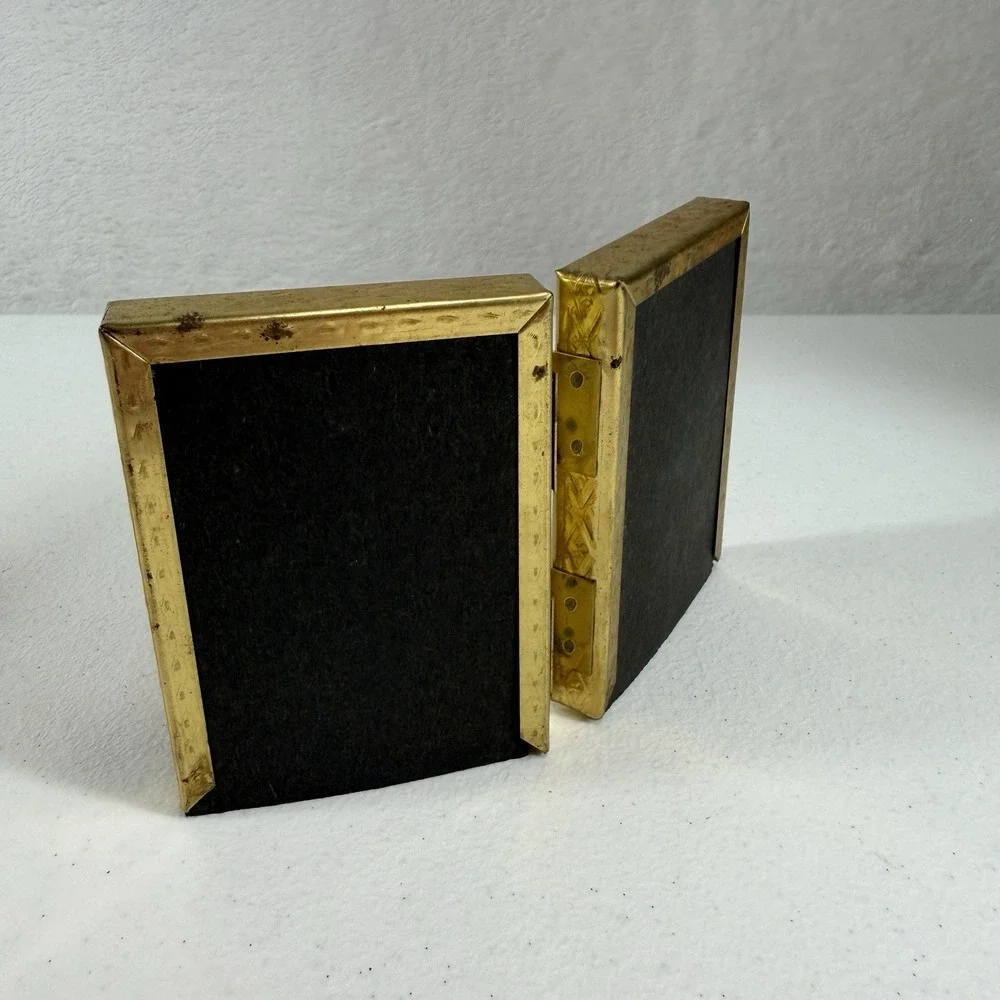 Vintage Magee Folding Brass Ornate Standing Double Picture Photo Frame 2.5 X 3.5